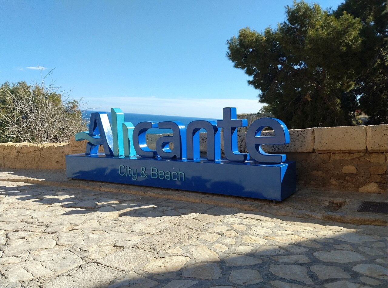 Alicante city guide image