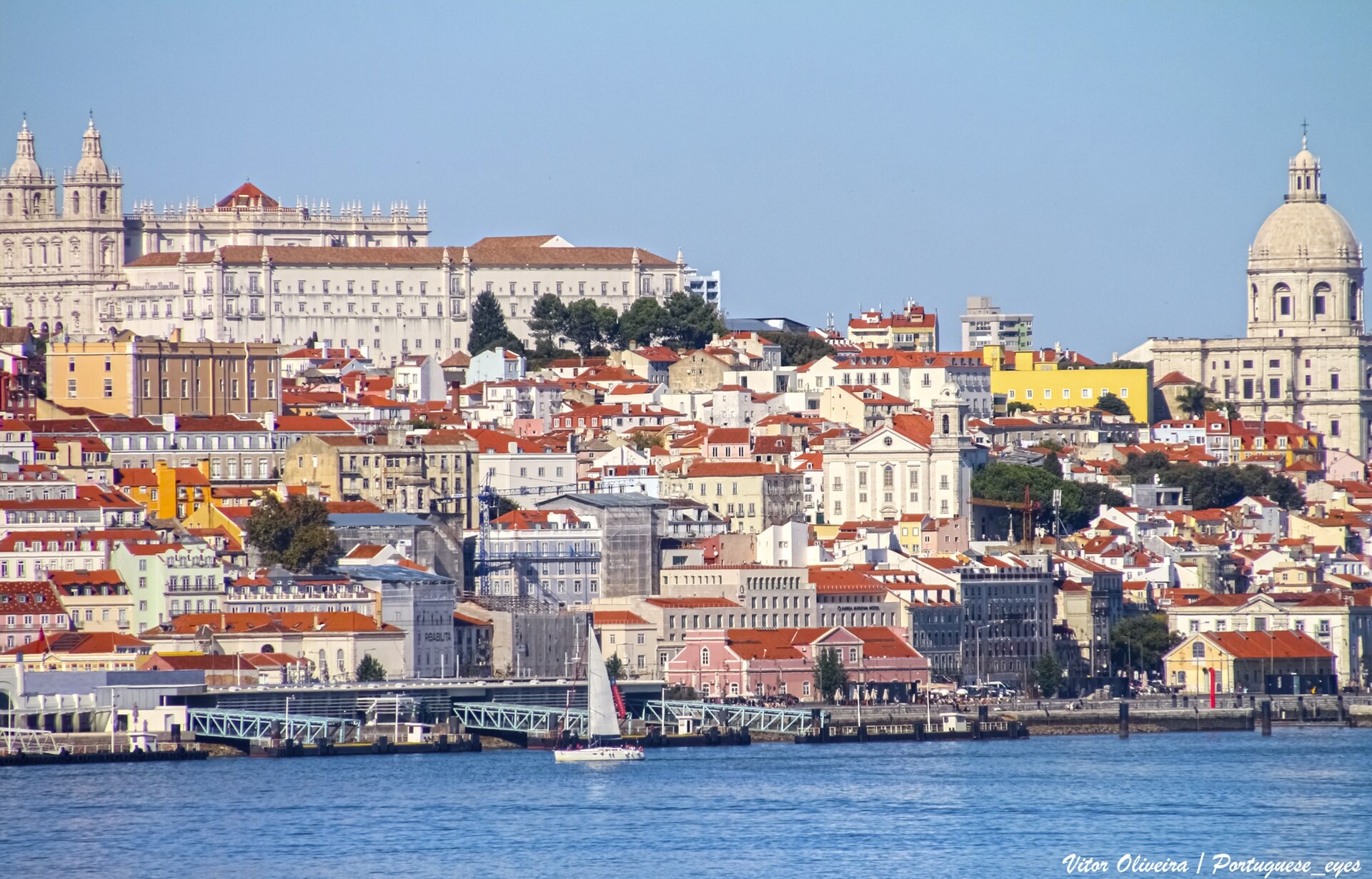 Lisbon city guide image