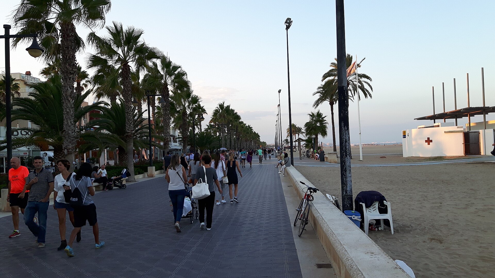 Valencia city guide image